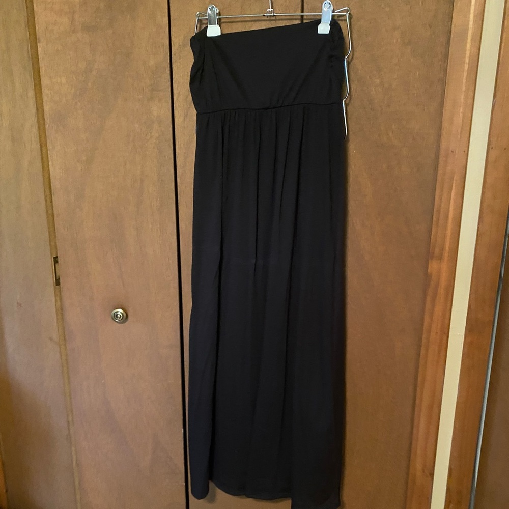🖤 Strapless Black Maxi dress from Macy’s 🖤